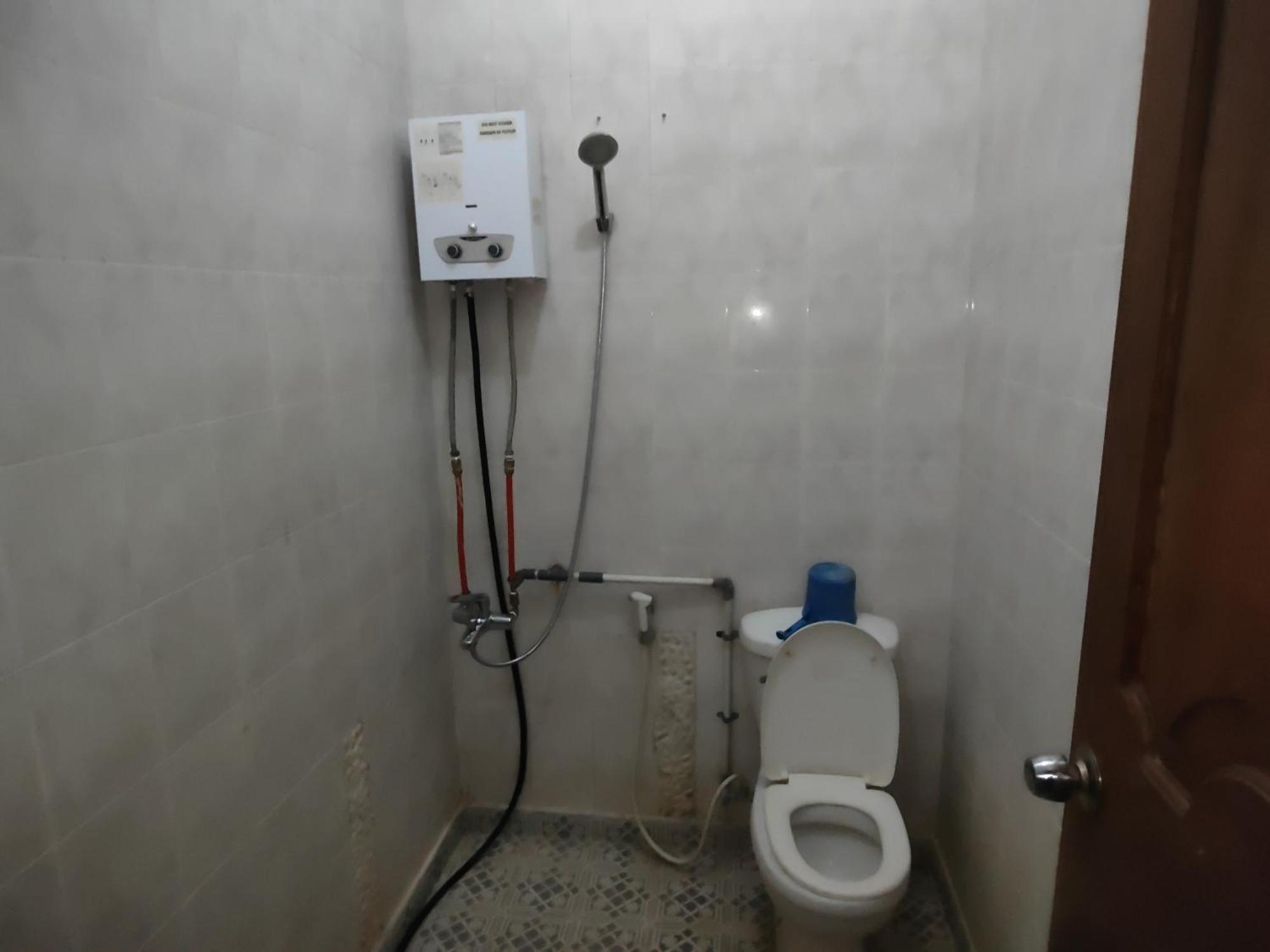 Tirto 27 Homestay Джок'якарта Екстер'єр фото